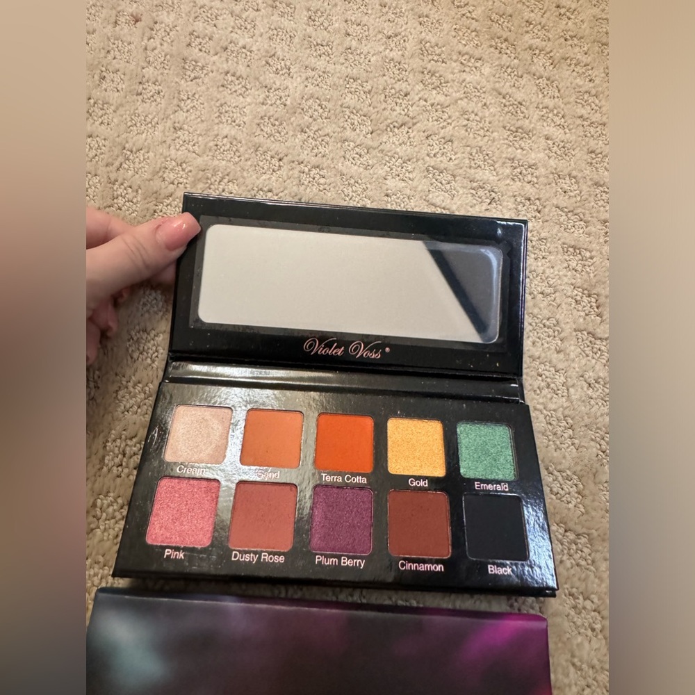 New Bundle 3pc Eyeshadow Palette Magic 🎨 - Picture 3 of 5